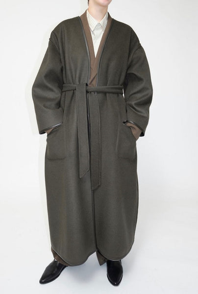 23AWCristaSeya クリスタセヤ COLLARLESS REVERSIBLE COAT WITH LEATHER PIPING –  Garde-Robe online store