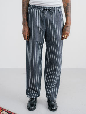 SALE!<br>A KIND OF GUISE / アカインドオブガイズ <br>" SAMURAI TROUSERS " SEA STRIPE<BR>ウエストシャーリングストライプイージーパンツ <BR>【205 668】【MEN'S】AKOG