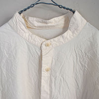 24AW_<BR>CASEY CASEY ケイシーケイシー <br>MILI VERGER SHIRT - L COT /  マオカラーシャツ<br>【23HC353 L COT】【MEN'S】
