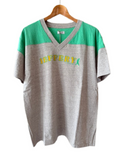 26ss_<br>MAATEE&SONS / マーティーアンドサンズ  <BR>V NECK PRINT TEE<br>【MT6103-0820】【MEN'S】
