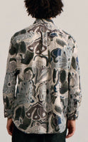 25AW<BR>CASEY CASEY<BR> ケイシーケイシー<br>" BIGRACCOURCIE SHIRT " <br>ロングスリーブプリントシャツ<BR>【25HC299-PRINT】【MEN'S】