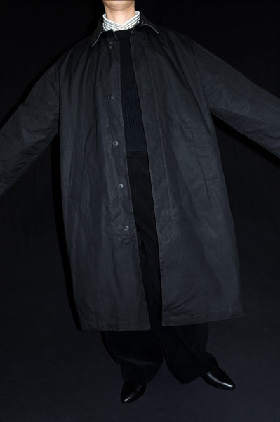 24AW<BR>CristaSeya クリスタセヤ<br>" OVERSIZED WATERREPELLENT TRENCH WITH LEATHER PATCH " <br>ワックスコットン<BR>オーバーサイズドコート<BR>【01DA】【MEN'S/WOMEN'S】