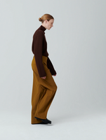 STUDIO NICHOLSON<br> スタジオニコルソン<br>"MEYER"<BR>SNW-982<BR>PANTS ZIP FRONT ROUND LEG PANTS<BR>STRETCH TPOP WOOL<br>【WOMEN'S】